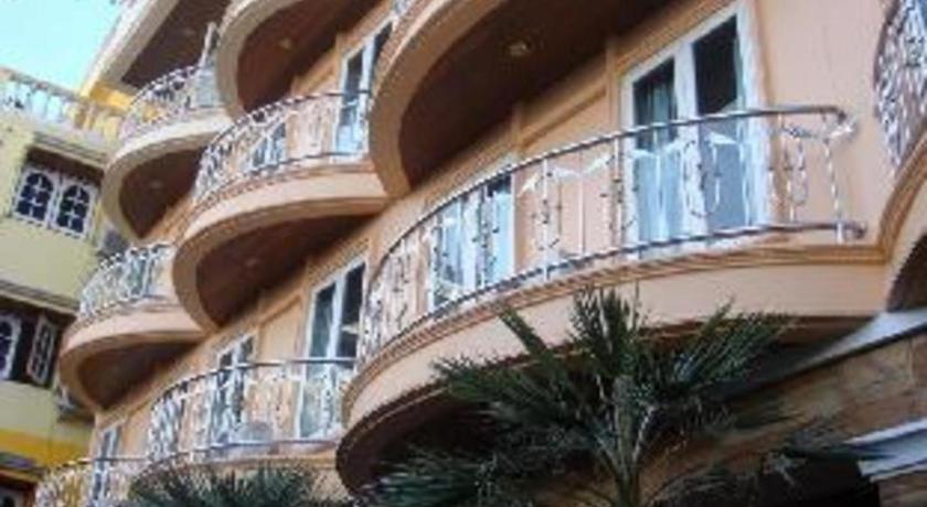 P.72 Hotel Pattaya Exterior photo